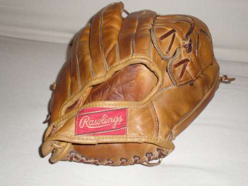 Mickey Mantle Rawlings MM5 Back